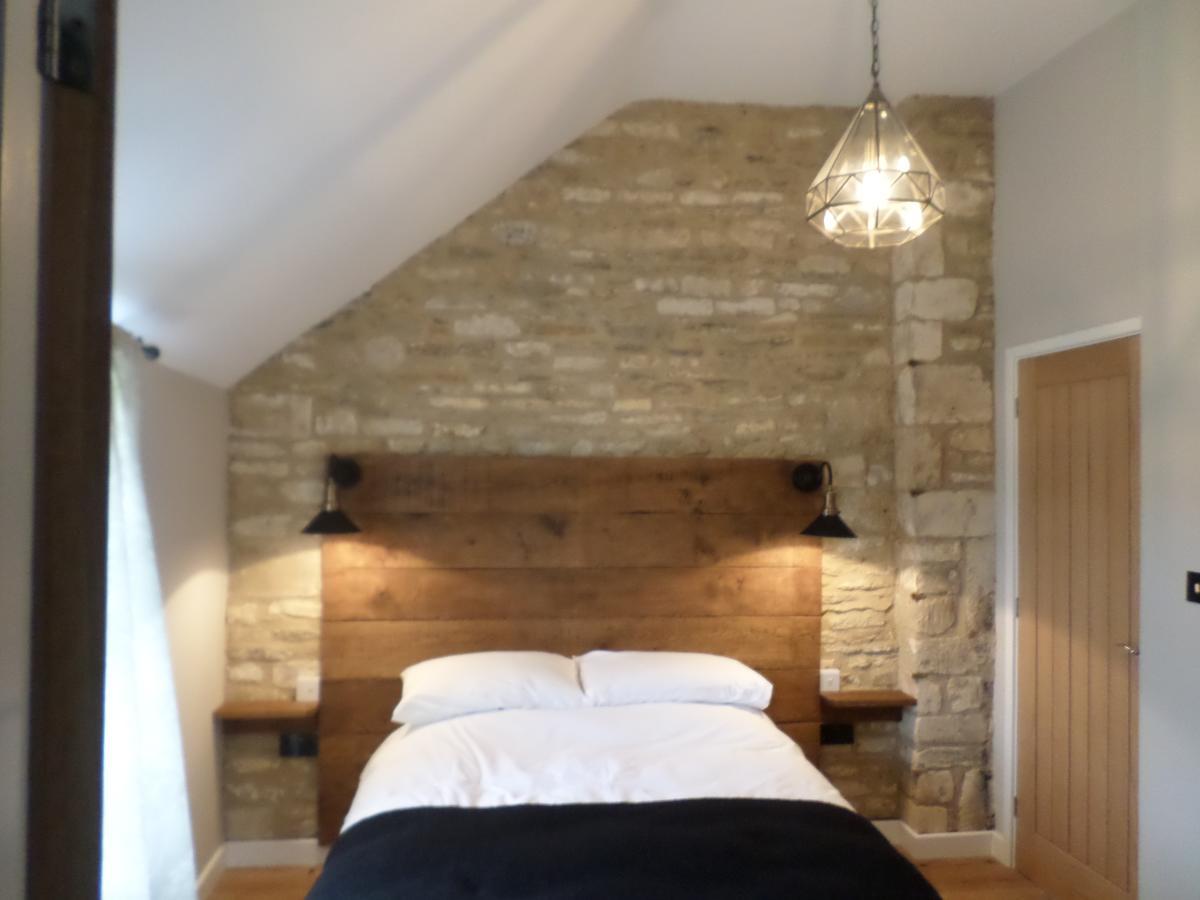 The Queen Matilda Country Rooms Avening Ngoại thất bức ảnh